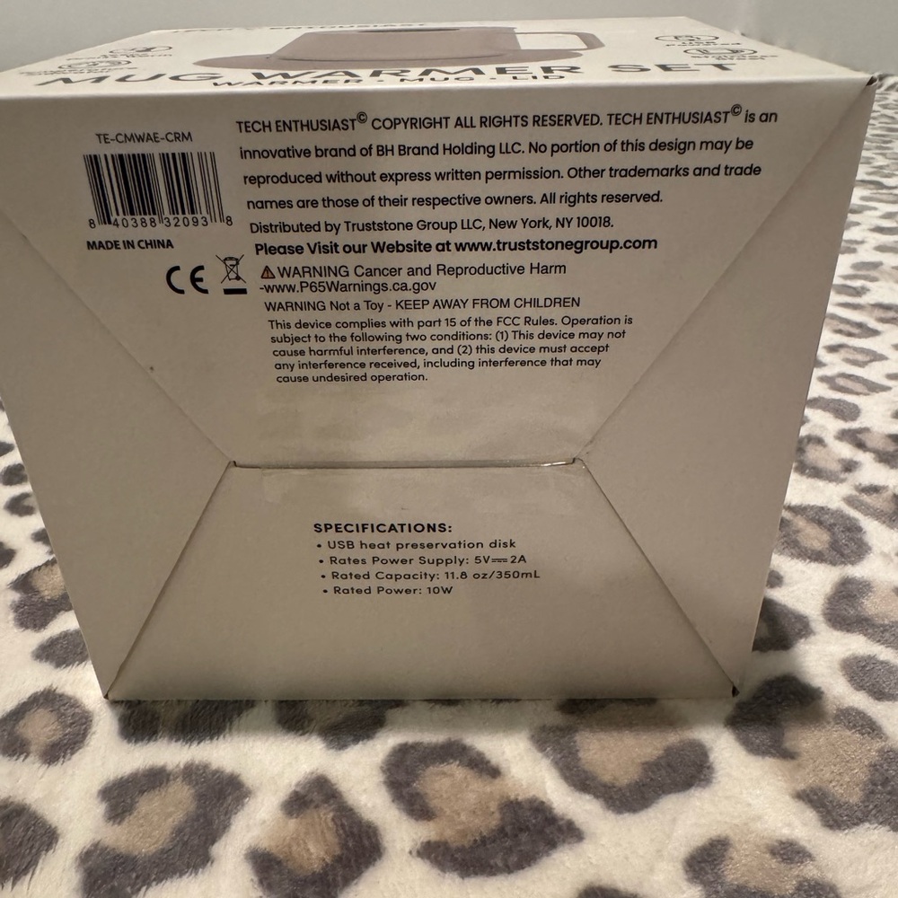 Tech Enthusiast Mug Warmer Set - White Mug & Base - Picture 4 of 5